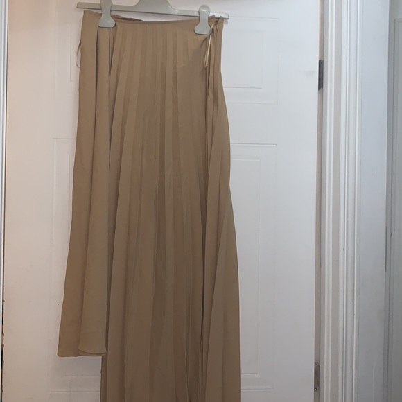 NWT! Reiss Ruby Asymmetrical Skirt - Picture 5 of 7